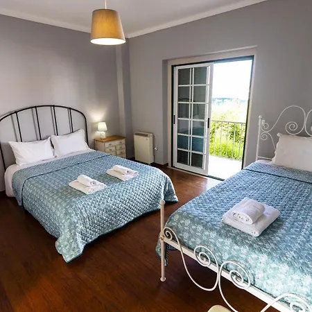 Janota By Acasadascasas Holiday home *